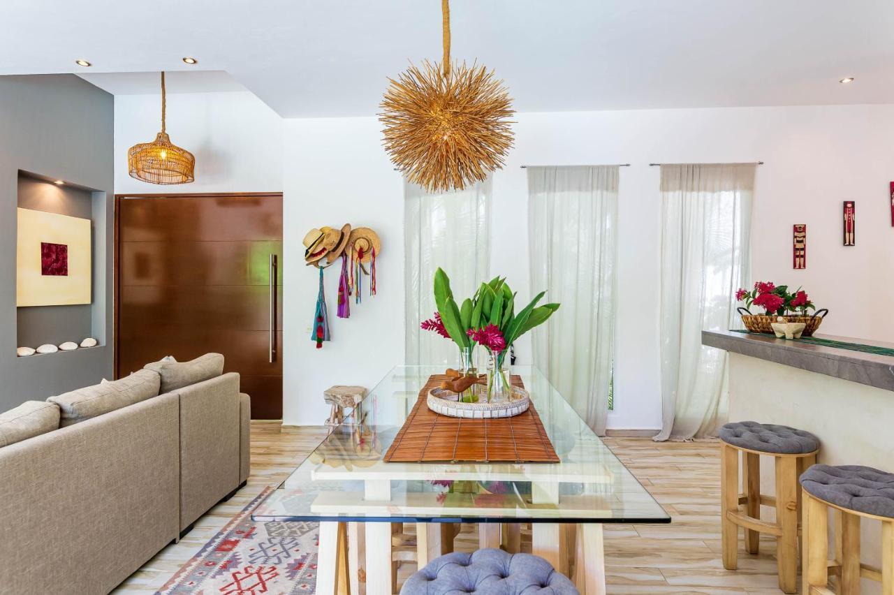 Chic & Mexican Villa, A True Oasis Pool, Security Hébergement de vacances